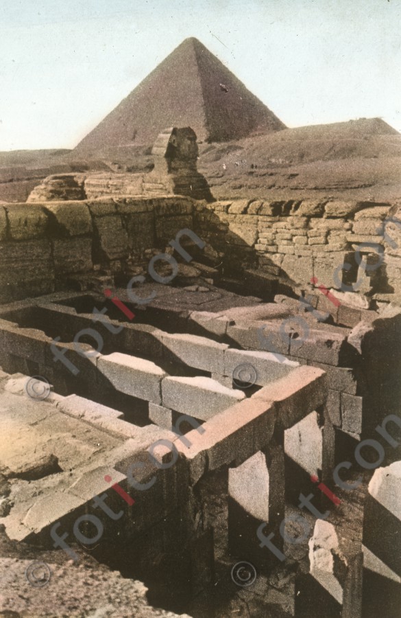 Der Sphinx-Tempel | The Sphinx Temple - Foto foticon-simon-008-024.jpg | foticon.de - Bilddatenbank für Motive aus Geschichte und Kultur